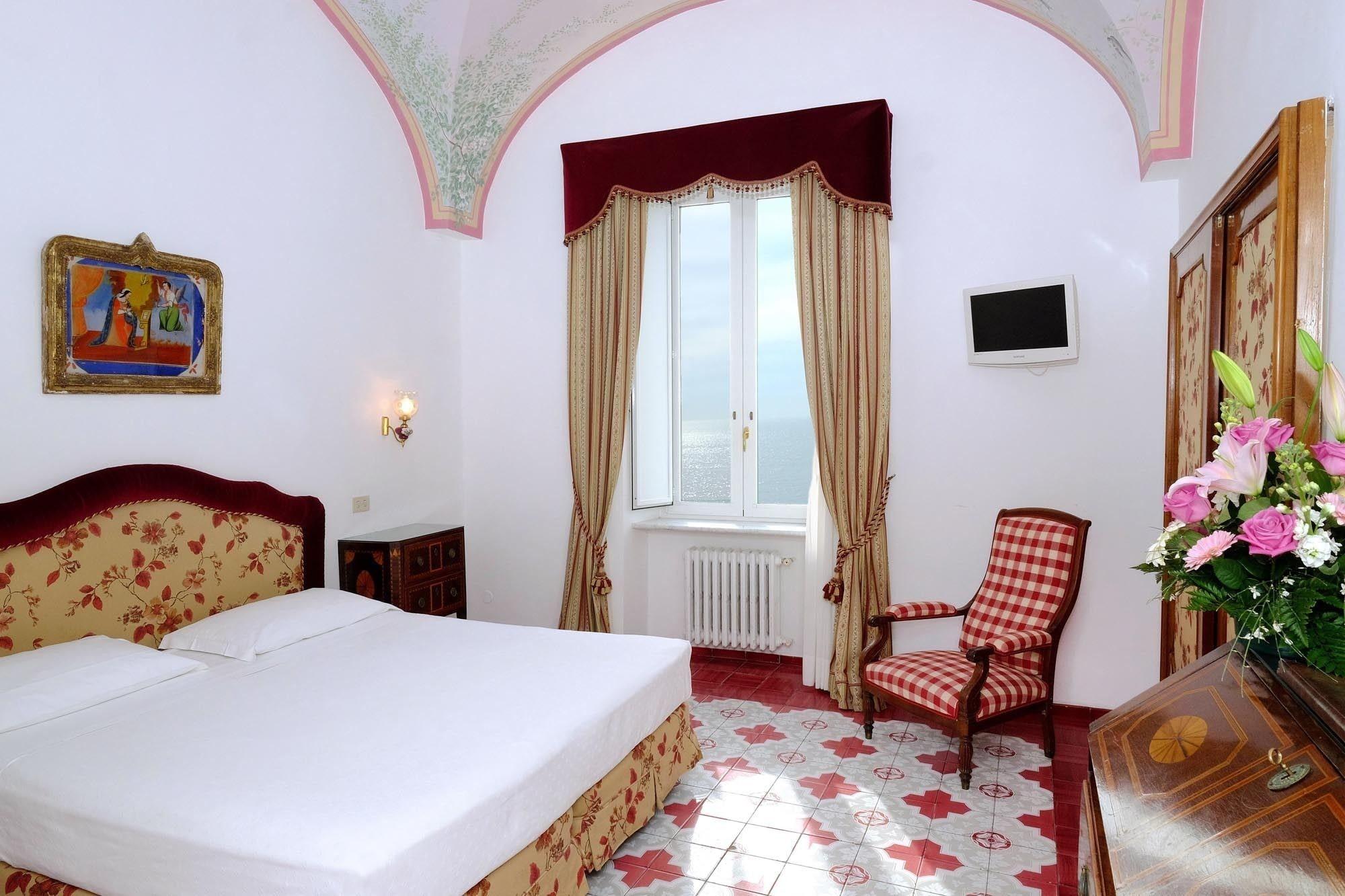 Hotel Luna Convento Amalfi Exterior photo