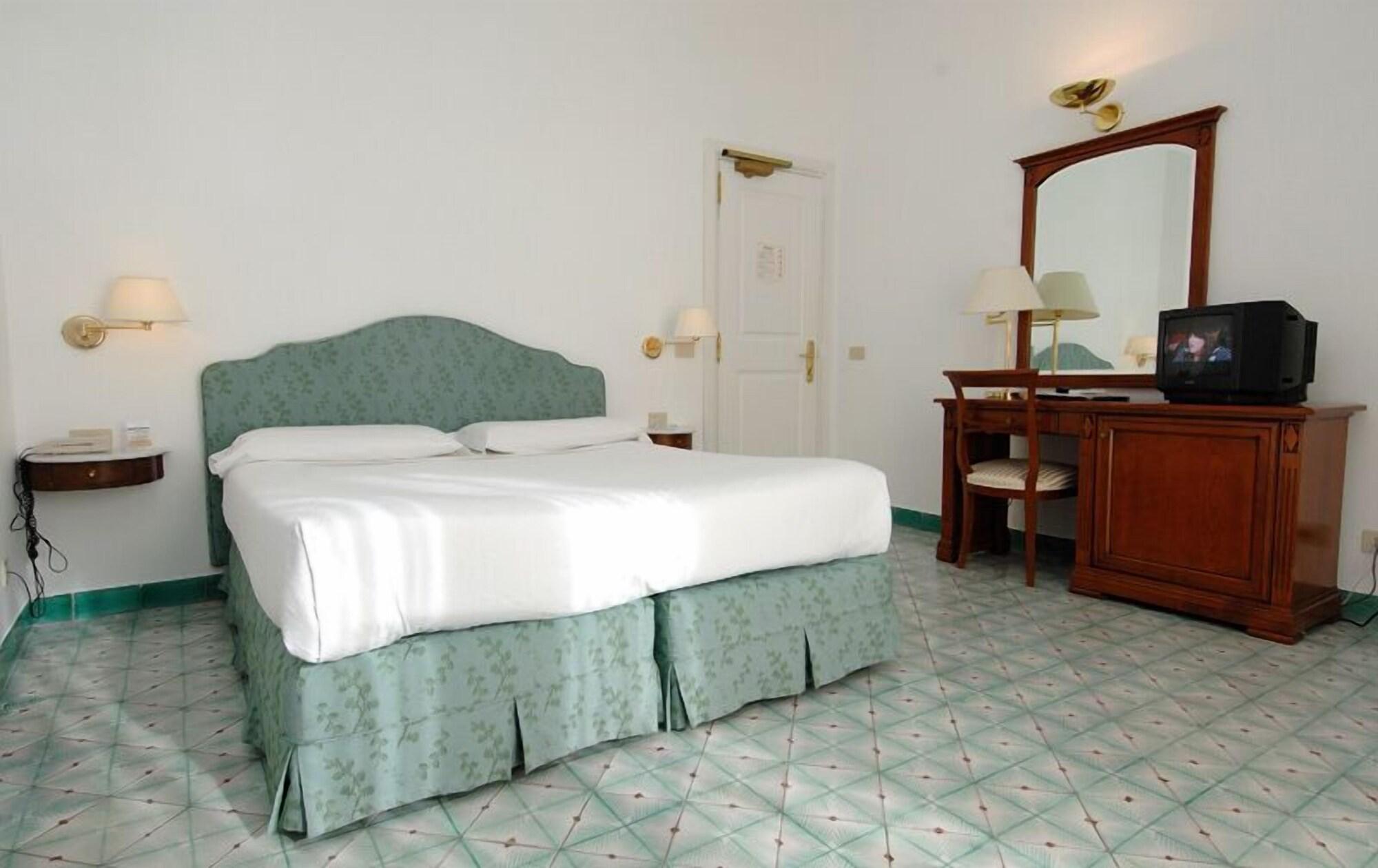 Hotel Luna Convento Amalfi Exterior photo