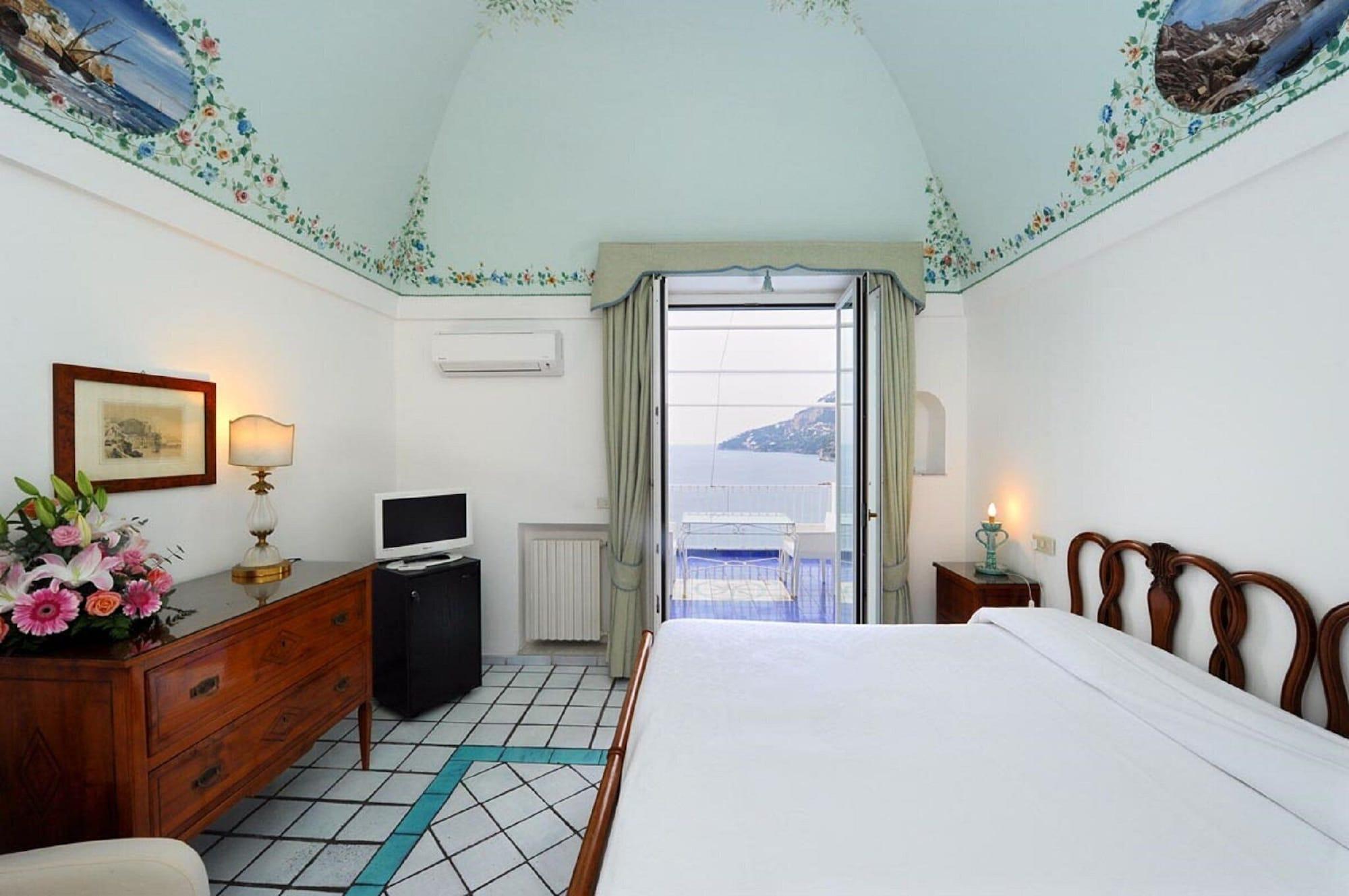 Hotel Luna Convento Amalfi Exterior photo